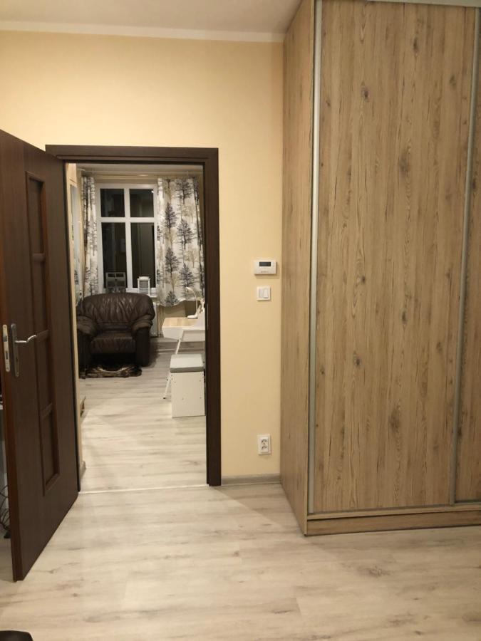 Bibi Apartament Appartamento Jelenia Góra Esterno foto