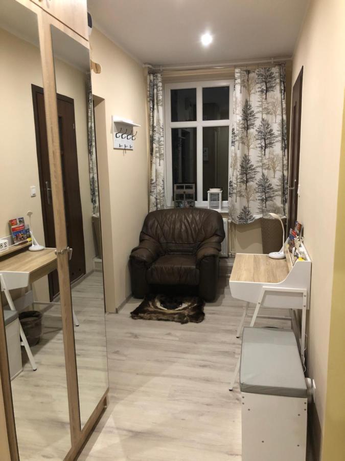 Bibi Apartament Appartamento Jelenia Góra Esterno foto